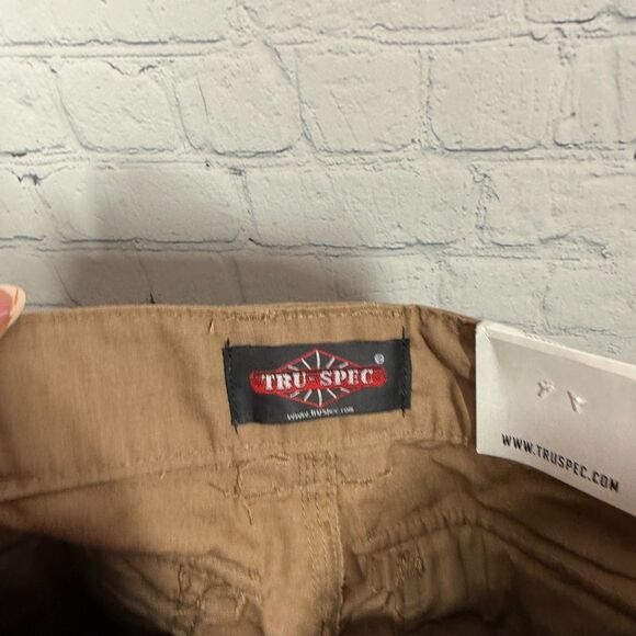 TrueSpec 24-7 Khaki Tactical Pants Women Size 8 X 32 Ripstop Cargo Pockets - Picture 5 of 15